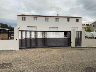  Immeuble � vendre 10 pi�ces 450 m�