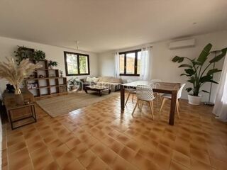  Villa à vendre 6 pièces 270 m²