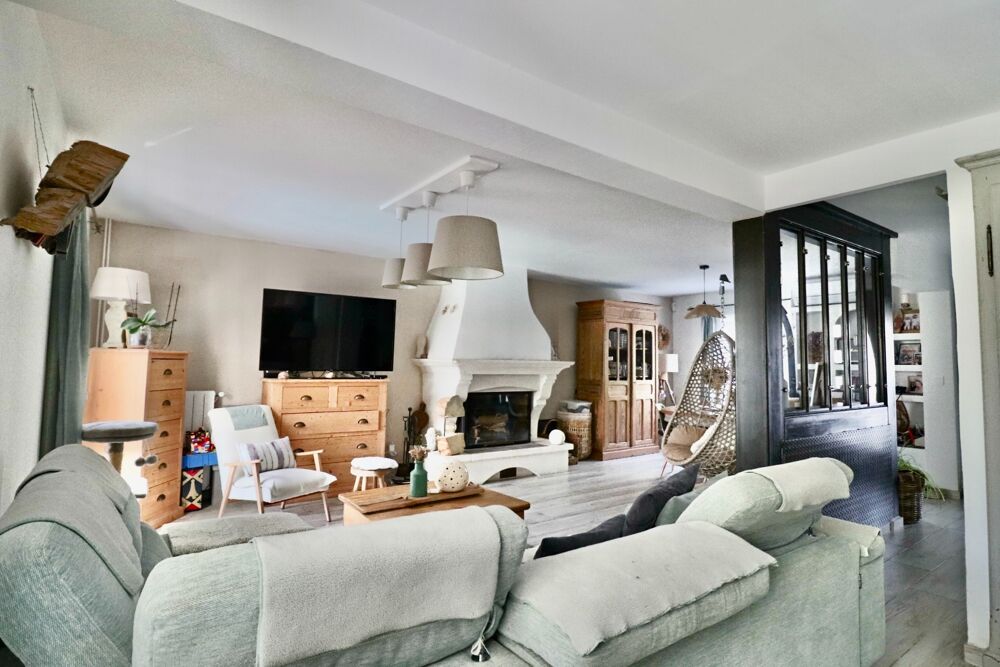 Vente Maison Maison non mitoyenne à vendre 5 pièces 118m² jardin et piscine Miramas