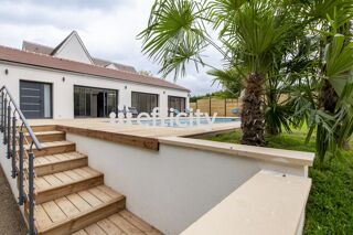  Maison � vendre 9 pi�ces 330 m�