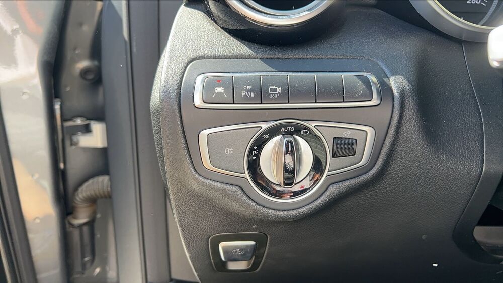 Classe GLC 2.1 220 170 Sportline - Automatique Entretien constructeur 2016 occasion 35500 Vitre