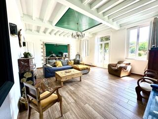  Propri�t�/ch�teau � vendre 7 pi�ces 256 m�