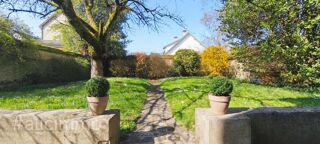  Maison � vendre 14 pi�ces 334 m�