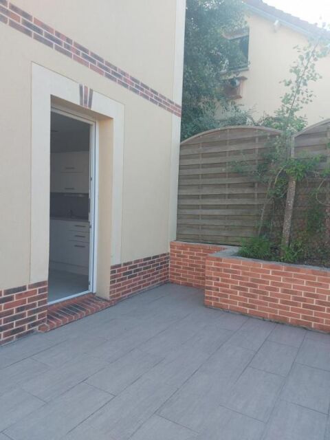   Studio de 22m2  louer sur Les Essarts le Roi Appartement - 1 pice(s) - 22 m