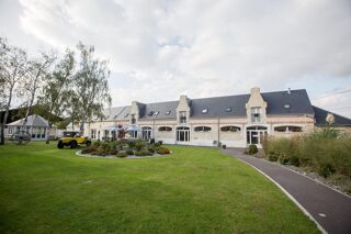  Immeuble � vendre 15 + pi�ces 690 m�