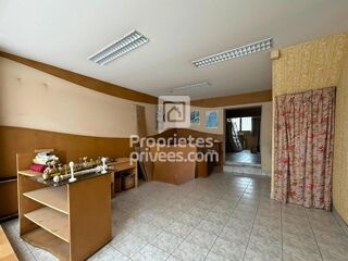  Immeuble à vendre 6 pièces 167 m²