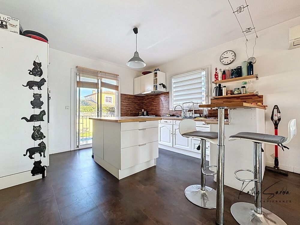 � vendre  Maison P�rols (34470)