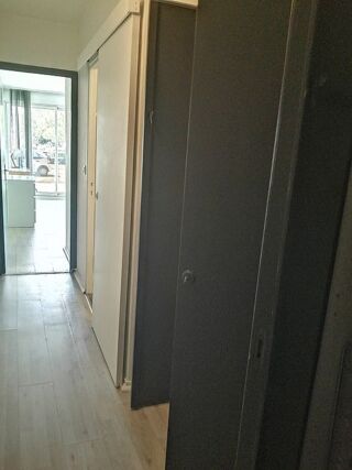  Appartement à louer 1 pièce 27 m²