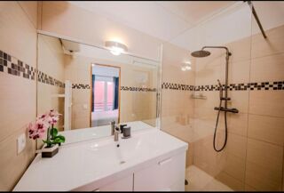  Appartement à louer 2 pièces 45 m²