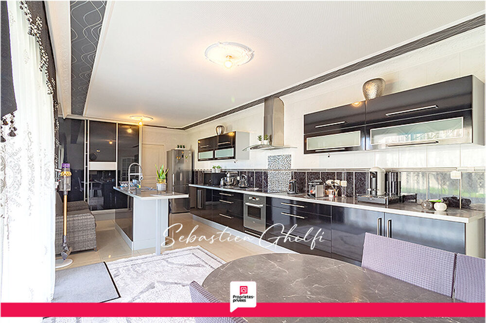 Vente Maison Romorantin grande maison avec 6 chambres, piscine et grand garage Romorantin lanthenay