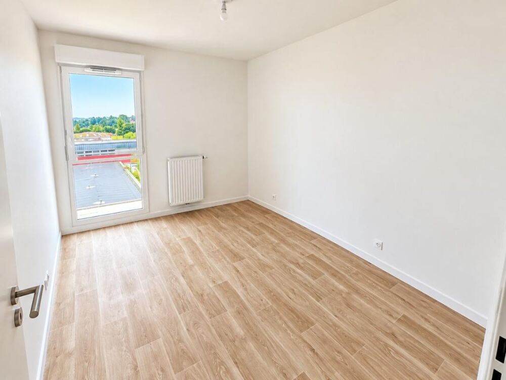 Location Appartement T3 avec terrasse et parking à LORMONT Lormont