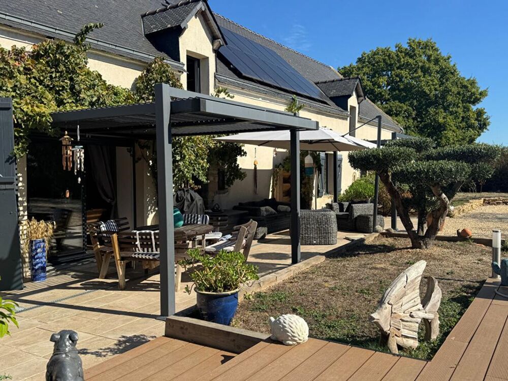Vente Maison Golfe du Morbihan - Sarzeau  (56370) - Longère de caractère - 190 m2 habitables, avec 80 m2 de grenier aménageable - Piscine - D Sarzeau