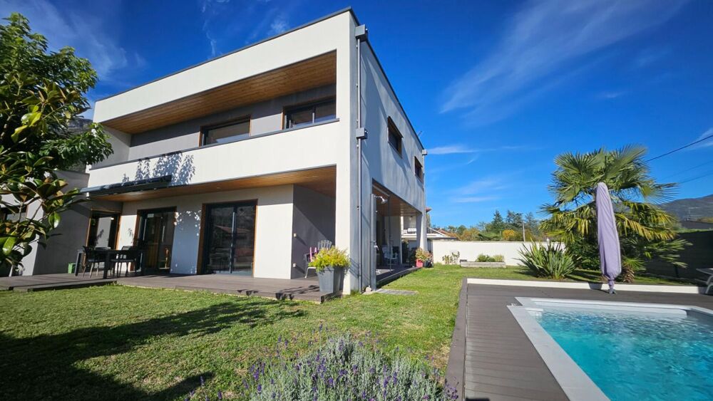 Vente Maison Maison d'architecte contemporaine 5 pièces 143 m² avec piscine à LUMBIN (38660) Lumbin
