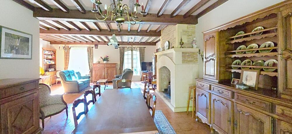 Maison traditionnelle de plain pied, sur sous-sol complet, terrain de 5061 m²