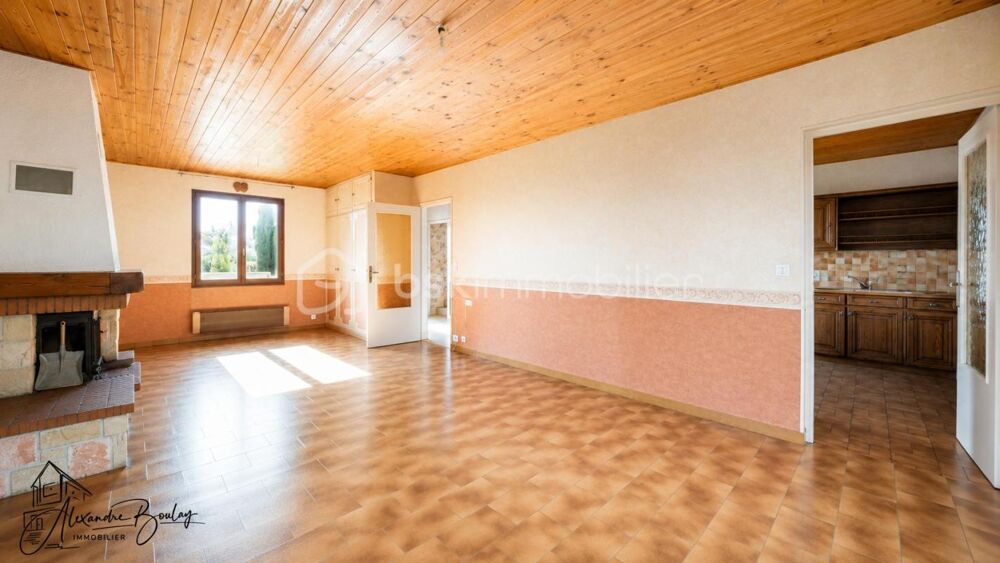 Maison familiale 125 m²  Secteur calme, sous-sol total, grand garage