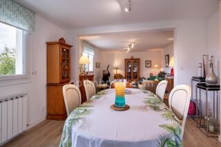  Maison  vendre 8 pices 190 m