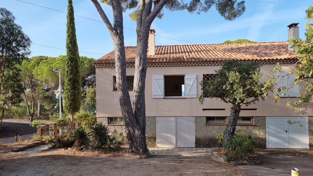 VILLA QUARTIER DU SEMAPHORE SAINTE MAXIME (83)