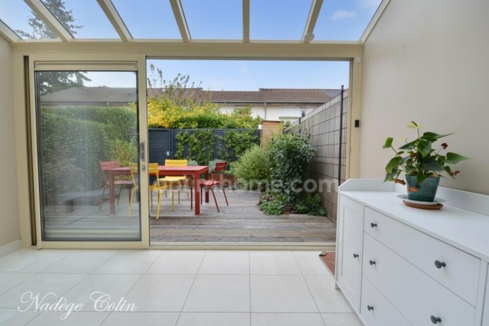 Vente Maison Maison 5 pièces Guyancourt (Routoir/Villaroy) – 4 ch, véranda, jardin & garage Guyancourt