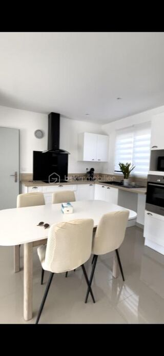  Villa  vendre 5 pices 105 m