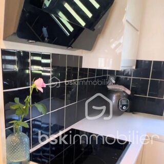  Appartement � vendre 4 pi�ces 83 m�