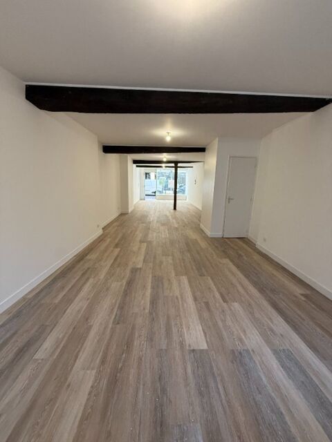 A LOUER - LOCAL COMMERCIAL 560 71100 Chalon sur saone