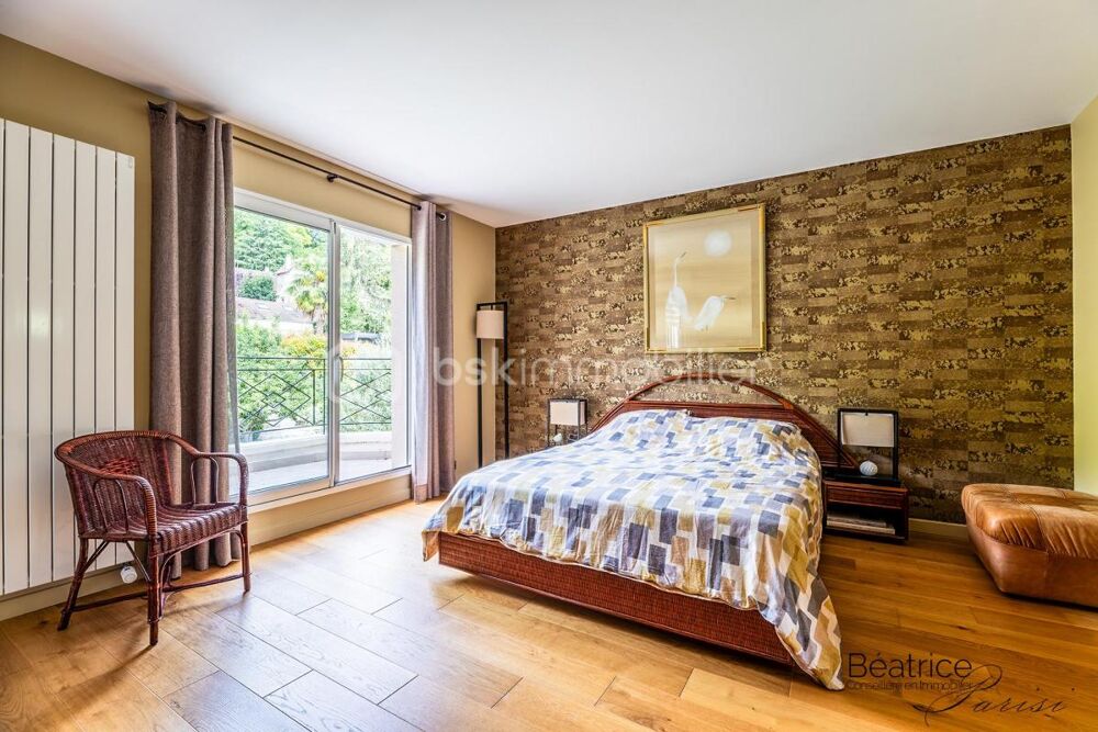 à vendre  Propriété/château Médan (78670)