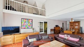  Maison à vendre 11 pièces 219 m²