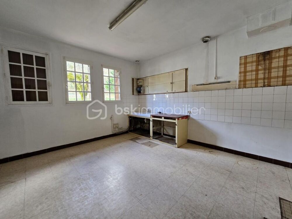? À Vendre  Maison 140 m² sur sous-sol aménageable  Terrain 2700 m²