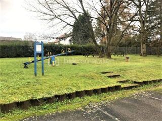  Immeuble � vendre 15 + pi�ces 1140 m�
