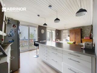  Maison � vendre 7 pi�ces 221 m�