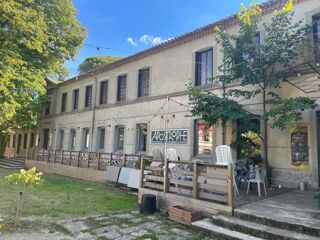  Propri�t�/ch�teau � vendre 14 pi�ces 900 m�