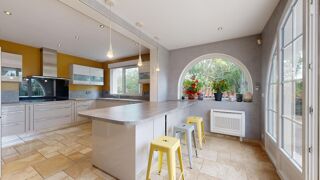  Villa à vendre 12 pièces 311 m²