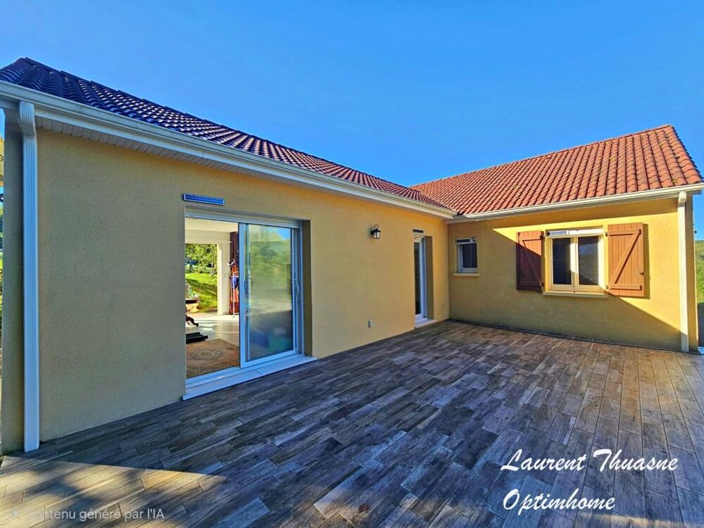 Vente Maison Maison plain-pied 5 pièces 3 chambres avec piscine chauffée sur terrain de 3 ha Bars