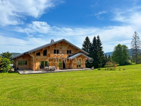   A VENDRE PREMANON - Chalet 216m2 sur terrain de 4240m2 Chalet - 6 pi�ce(s) - 216 m�