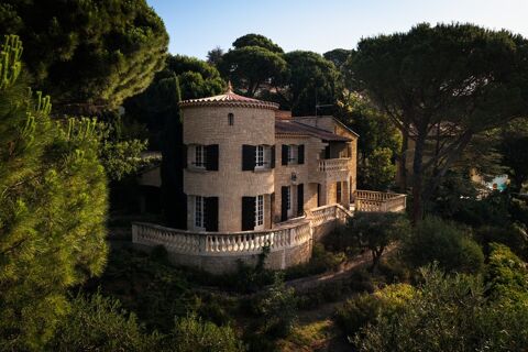   Maison d'architecte en pierre avec vue Rh�ne et Alpilles � Les Angles, proche Avignon TGV Maison - 8 pi�ce(s) - 190 m�