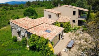  Maison à vendre 8 pièces 217 m²