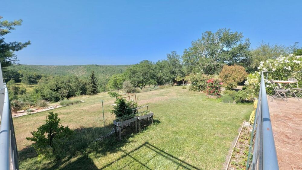 Pradines (46090), maison 5 chambres 210 m2 sur 5000 m² de terrain avec piscine