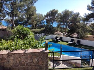  Propriété/château à vendre 6 pièces 222 m²