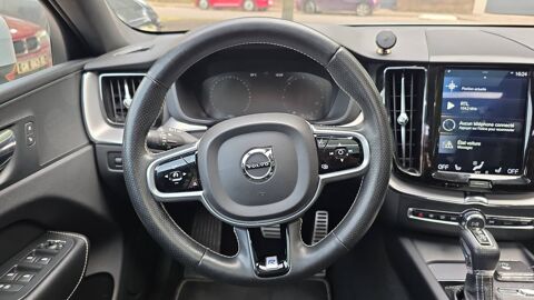 XC60 II 2.0 D4 190 Geartronic8 R-Design - Automatique Toit ouvran 2018 occasion 10000 Troyes