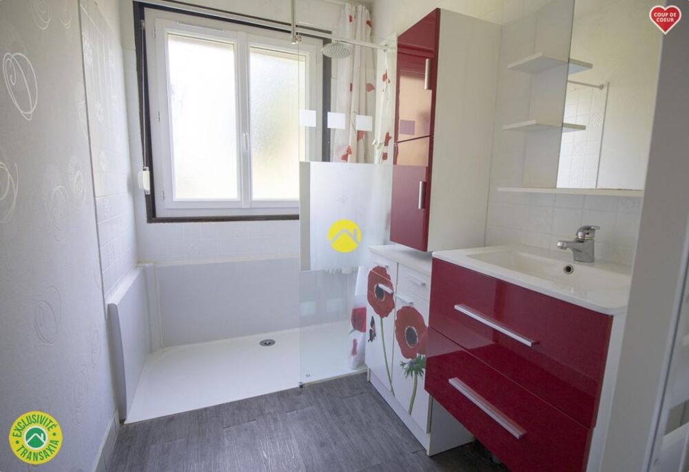 PAVILLON SUR GRAND TERRAIN