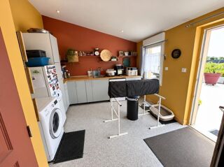 Vente Maison MAISON 140 M² – 5 CHAMBRES – VUE MER – TERRASSE 160 M² – POULDREUZIC CENTRE – STATIONNEMENT – AUCUN TRAVAUX **** UNE MAISON FAMI Pouldreuzic