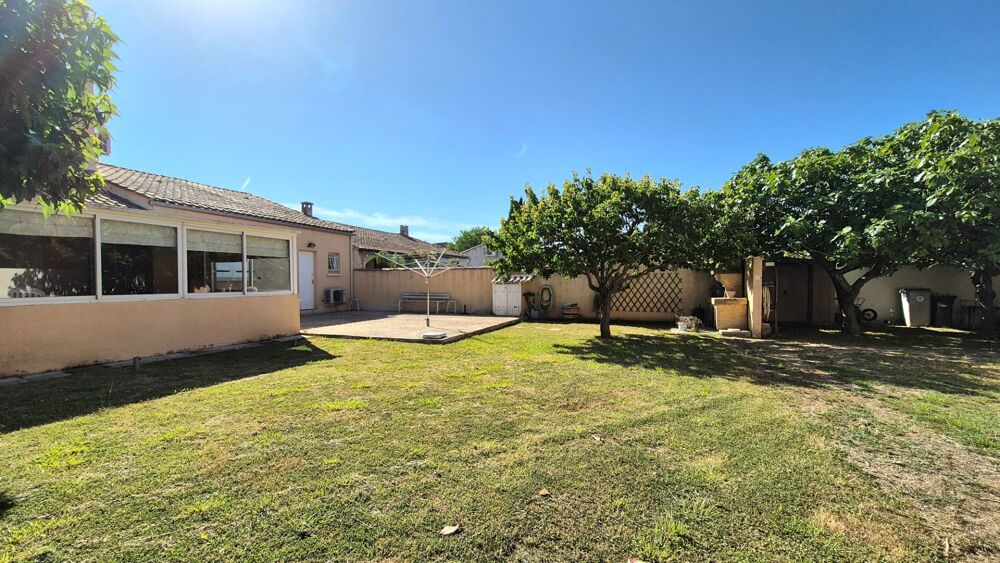 Maison familiale Semi plain-pied 136 m² avec jardin  4 chambres  Grand garage. Au calme