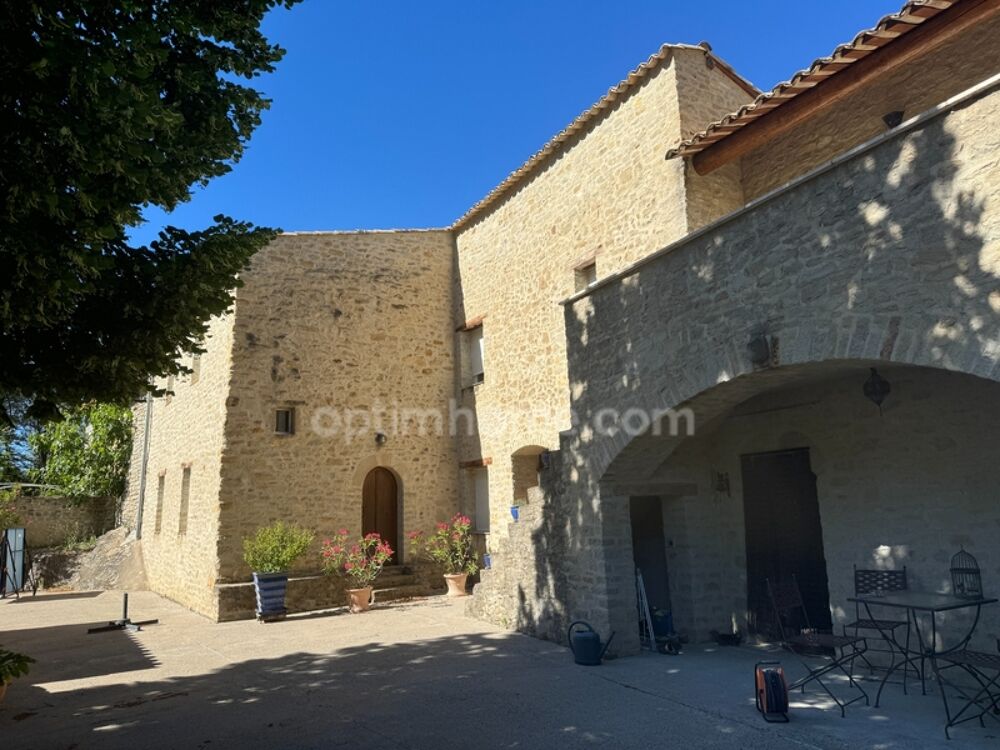? Propriété de Prestige XVe - 2,5 Ha avec Source - Vue Panoramique - Aiglun (04)