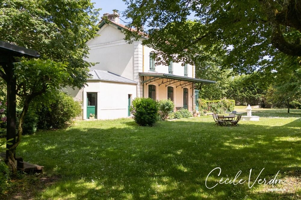Vente Propriété/Château BELEYMAS (24) proche Bergerac – Propriété de charme du XIXe siècle 10 pièces avec dépendances, piscine et potentiel d'accueil su Beleymas
