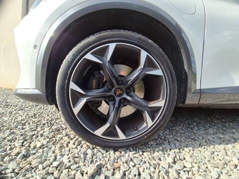 Formentor I 1.4 TSI 245 Plug in Hybrid DSG6 Vz - Automatique 2023 occasion 63000 Clermont Ferrand