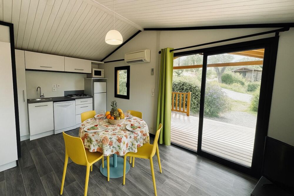 Sud de La France - Sollies Toucas - Cottage Meublé de 33,58m² habitable a la campagne