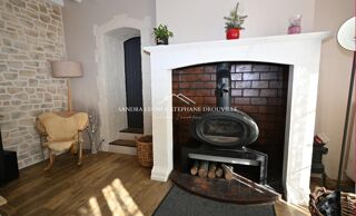  Maison  vendre 8 pices 220 m