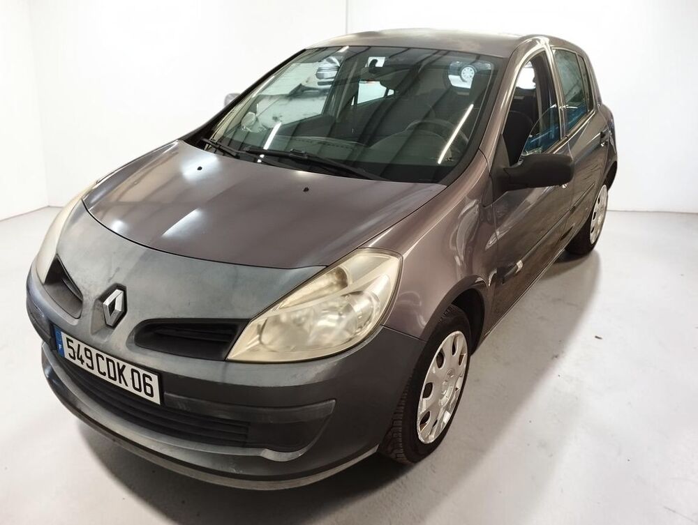Clio III 1.2 75 AUTHENTIQUE 5P 2007 occasion 06640 Saint-Jeannet
