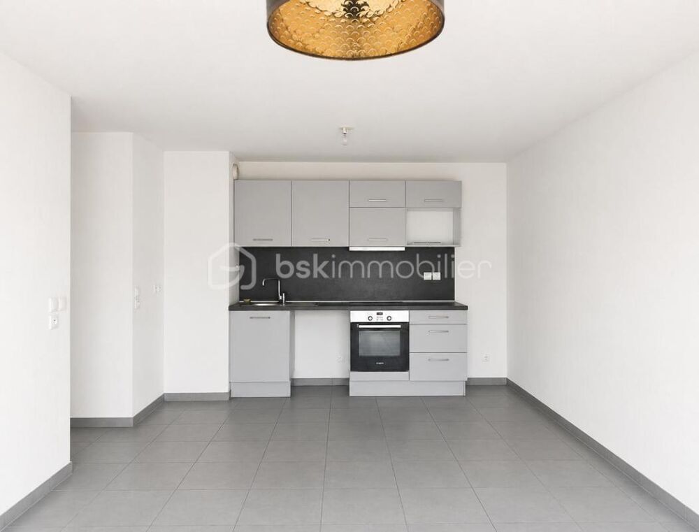 Vente Appartement APPARTEMENT TYPE 3 - DERNIER ETAGE - TERRASSE ET VUE DEGAGEE MONTAGNES Annecy