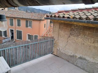  Appartement à louer 3 pièces 90 m²